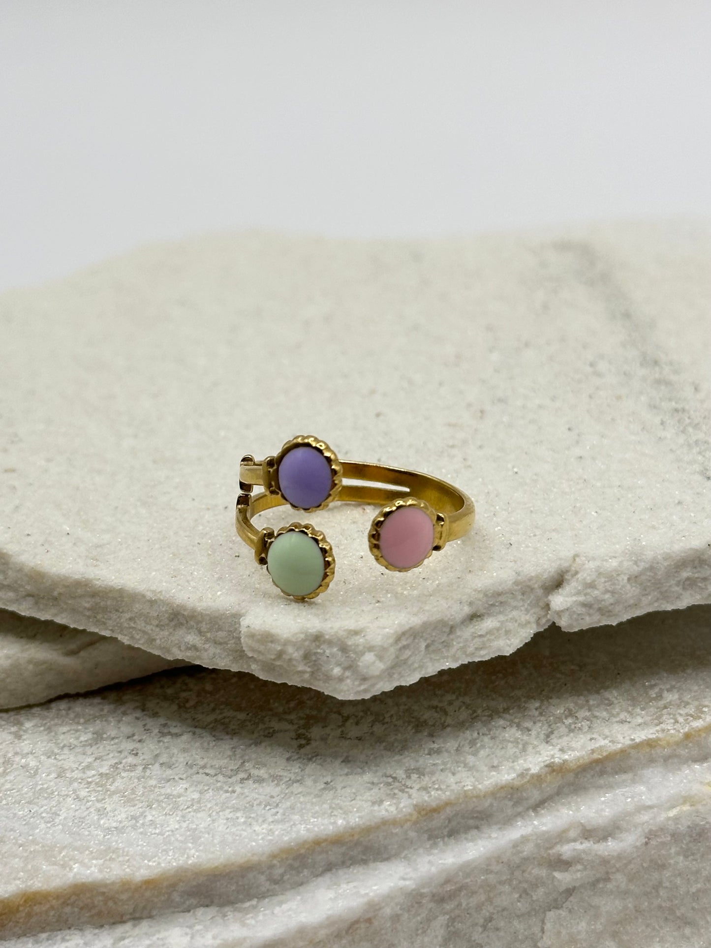 COLORFUL RING