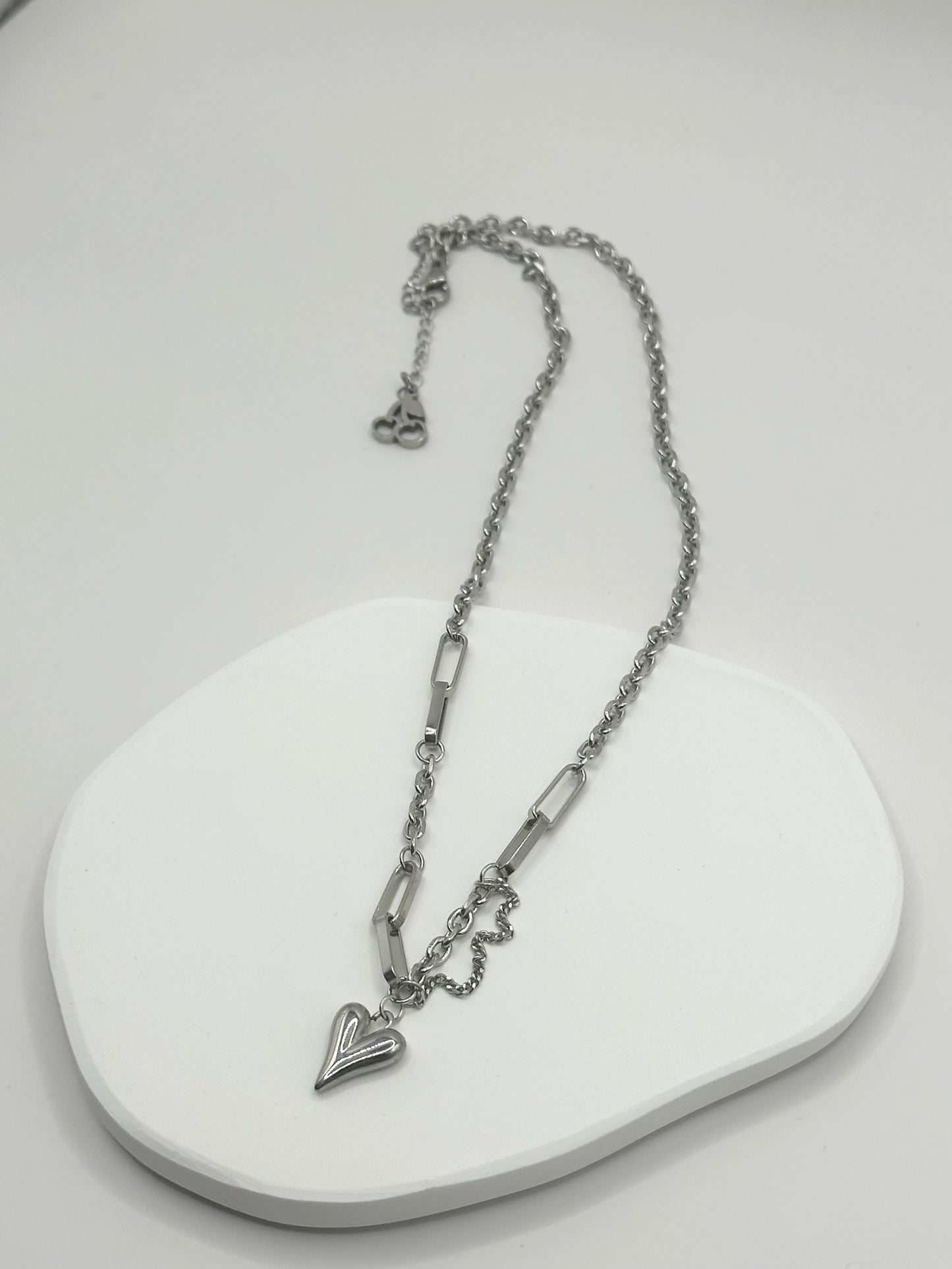 TRACY NECKLACE