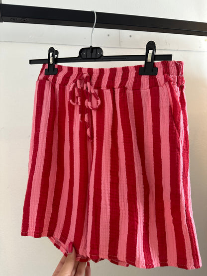 MUSSELIN SHORTS „STRIPES“ Rosa/Rot