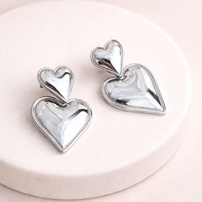 LOVE EARRINGS