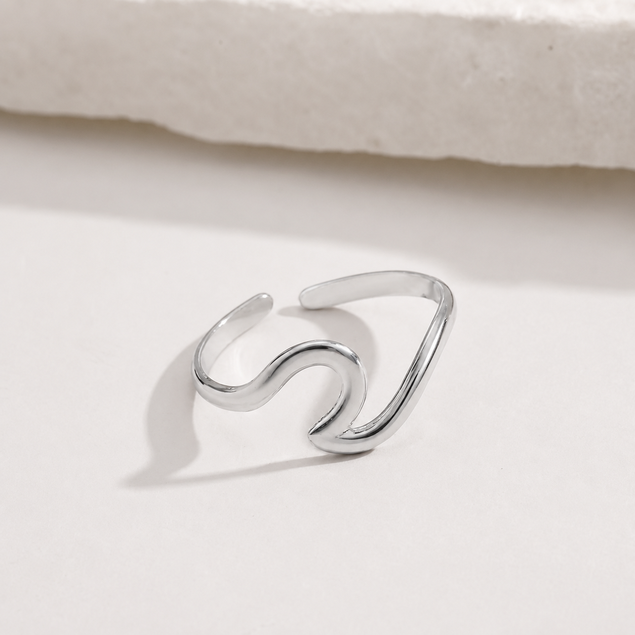 „OCEAN WAVE“ RING