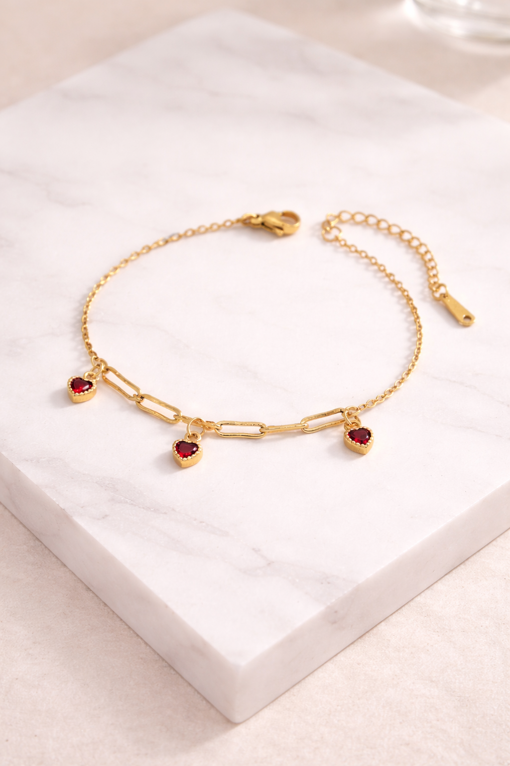 „RED LOVE“ BRACELET