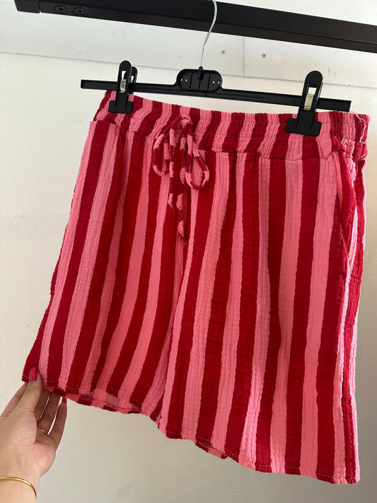 MUSSELIN SHORTS „STRIPES“ Rosa/Rot