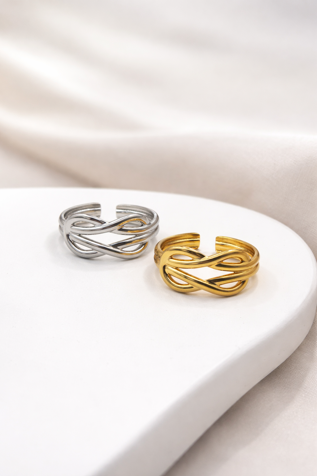 KNOT RING