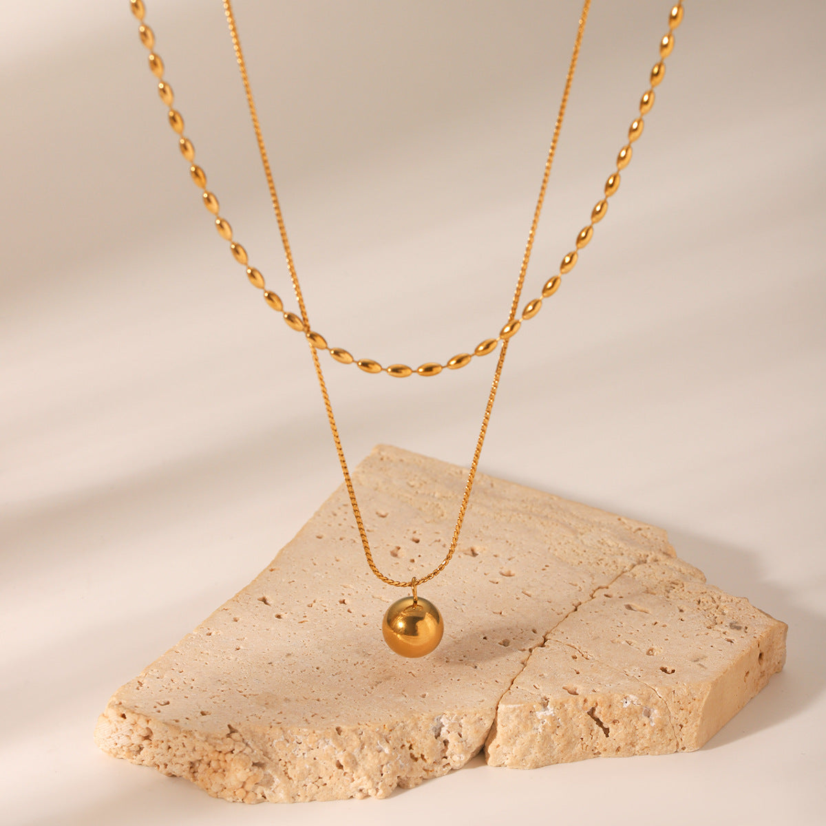 „DOUBLE“ NECKLACE