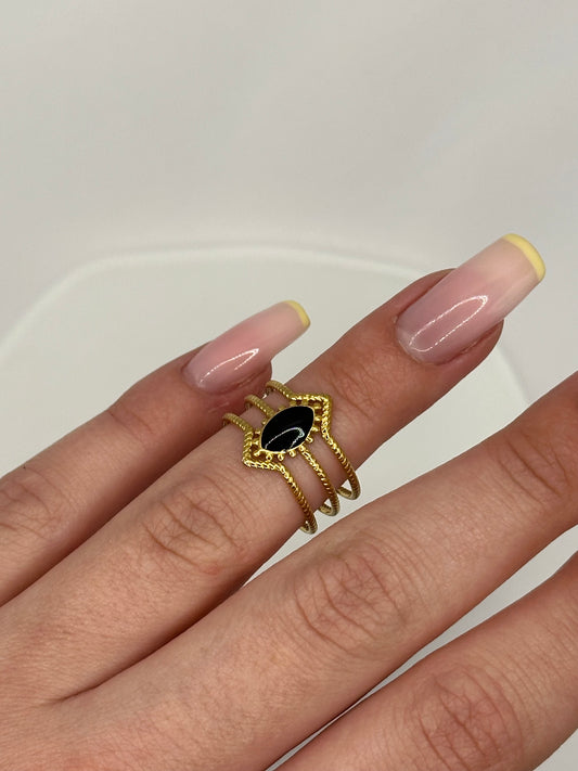 BLACK EYE RING