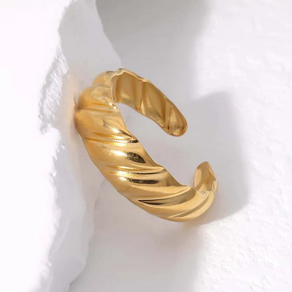 GLOSSY RING