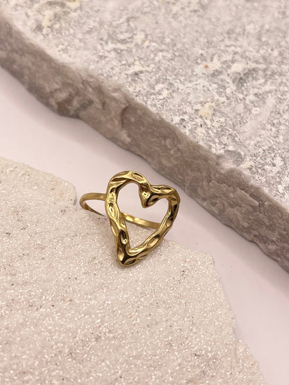LOVE RING