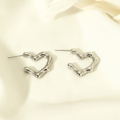 FLAME HEART EARRING