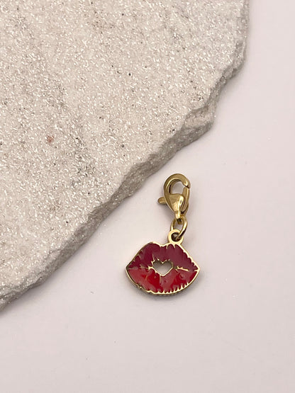 KISS CHARM GOLD