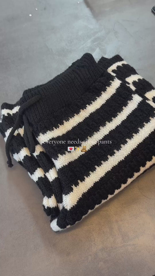STRICKHOSE „STRIPED“ SCHWARZ-WEISS